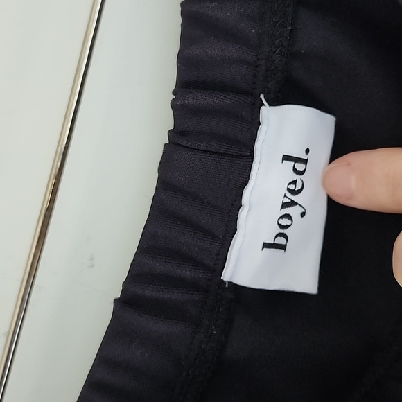 NWOT...Boyed black, very flared, fitted at knee, high rise legging pant! - Picture 2 of 10